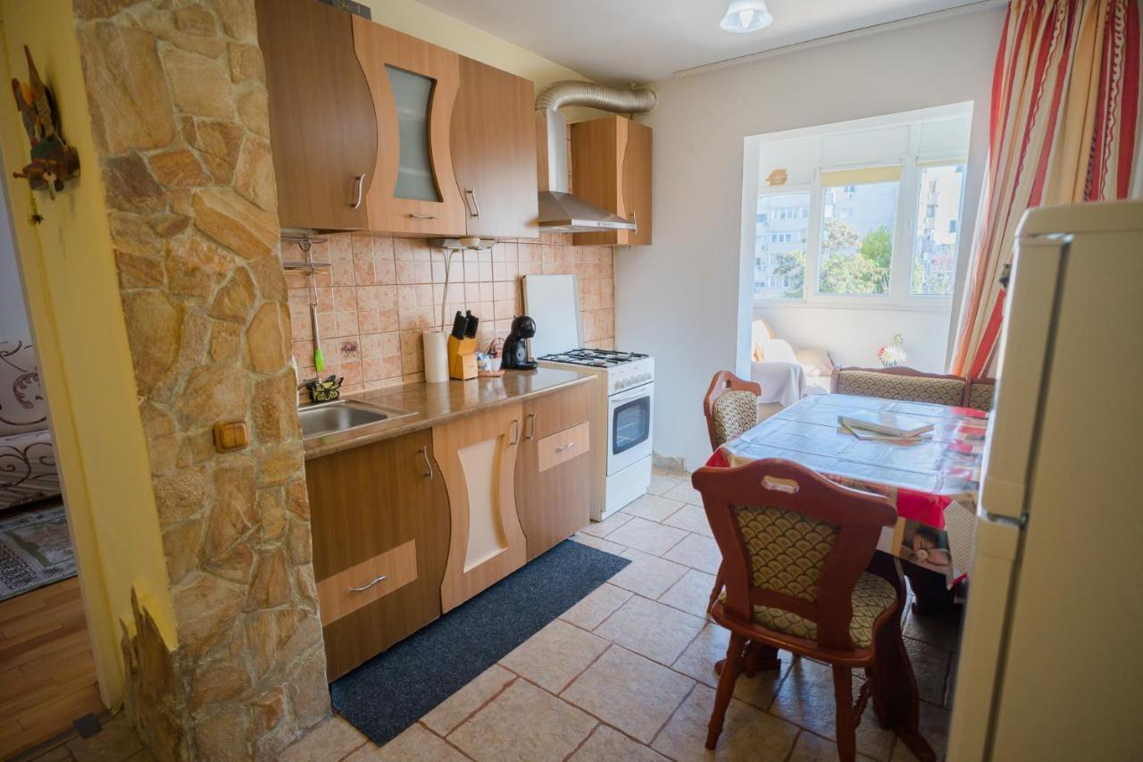 Rustic & Spacious 3Br Apartment Bucareste Exterior foto