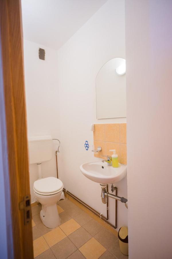 Rustic & Spacious 3Br Apartment Bucareste Exterior foto