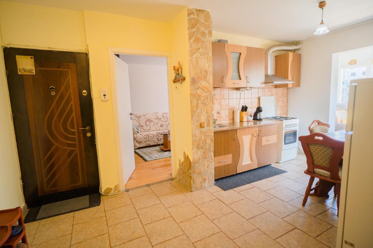 Rustic & Spacious 3Br Apartment Bucareste Exterior foto
